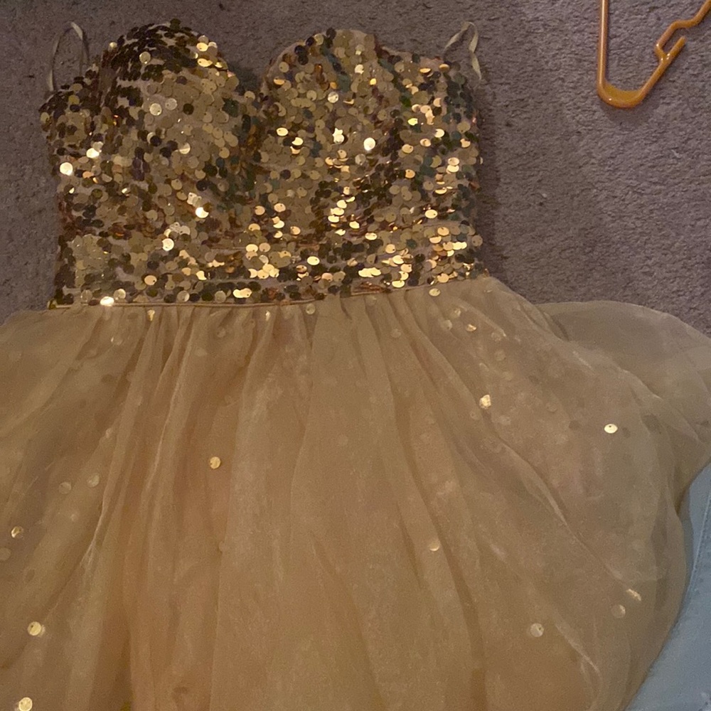Pretty prom or homecoming dress